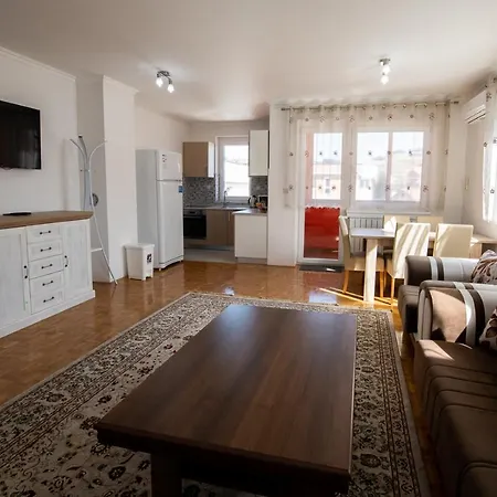 Markeeto Apartament Ilijas
